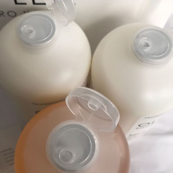 Olaplex Salon Intro Kit - Picture 2 of 7